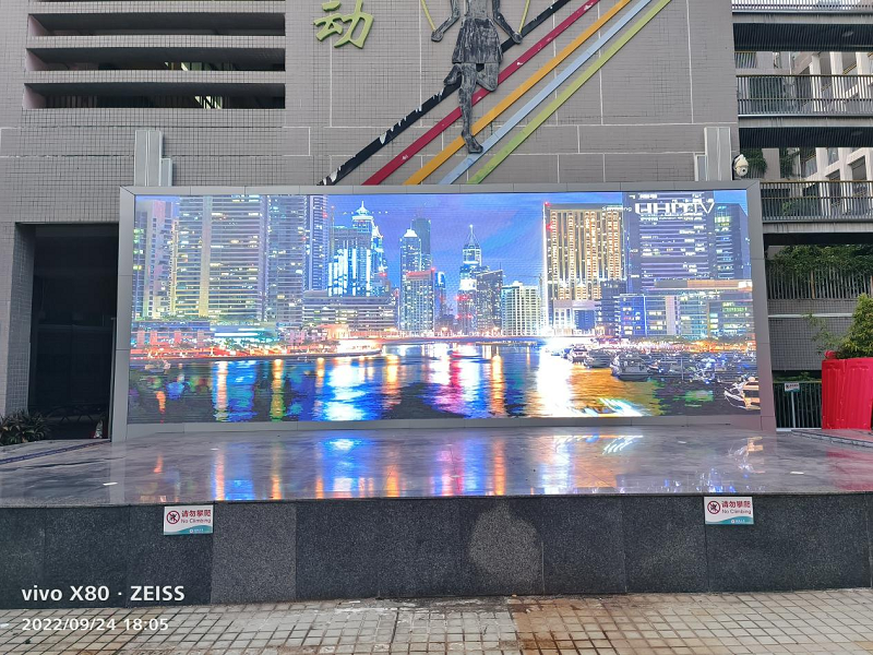 LED顯示屏COB和SMD封裝有什么區別？